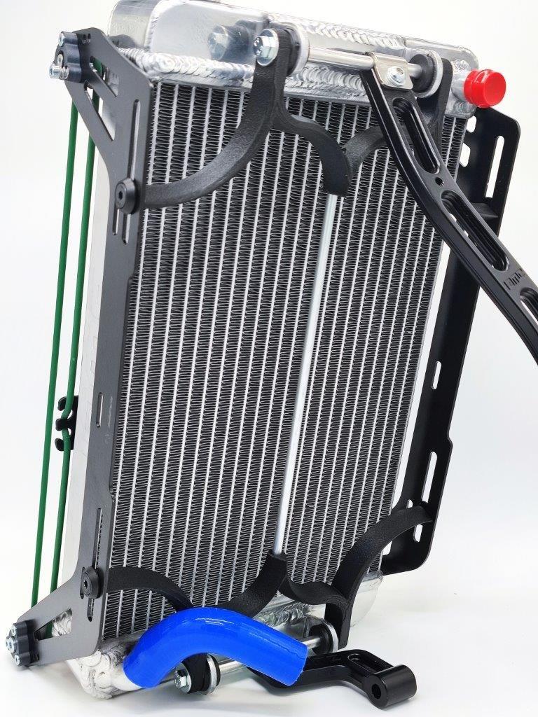 M-Support, Halter für Kühlerabdeckung X30 mit NEUEM Kühlerhalter